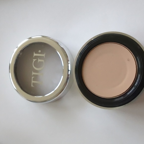 TIGI Professional Cosmetics Cream Concealer Color Dark & Medium - Picture 6 of 10